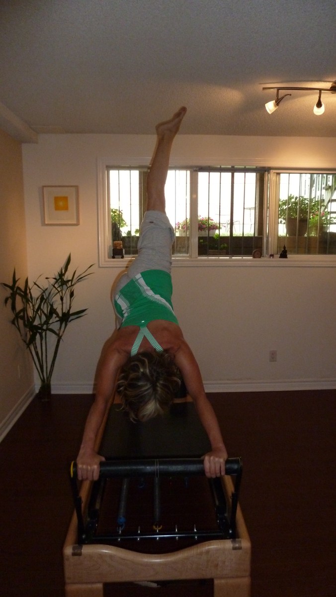Pilates - Reformer Arabesque